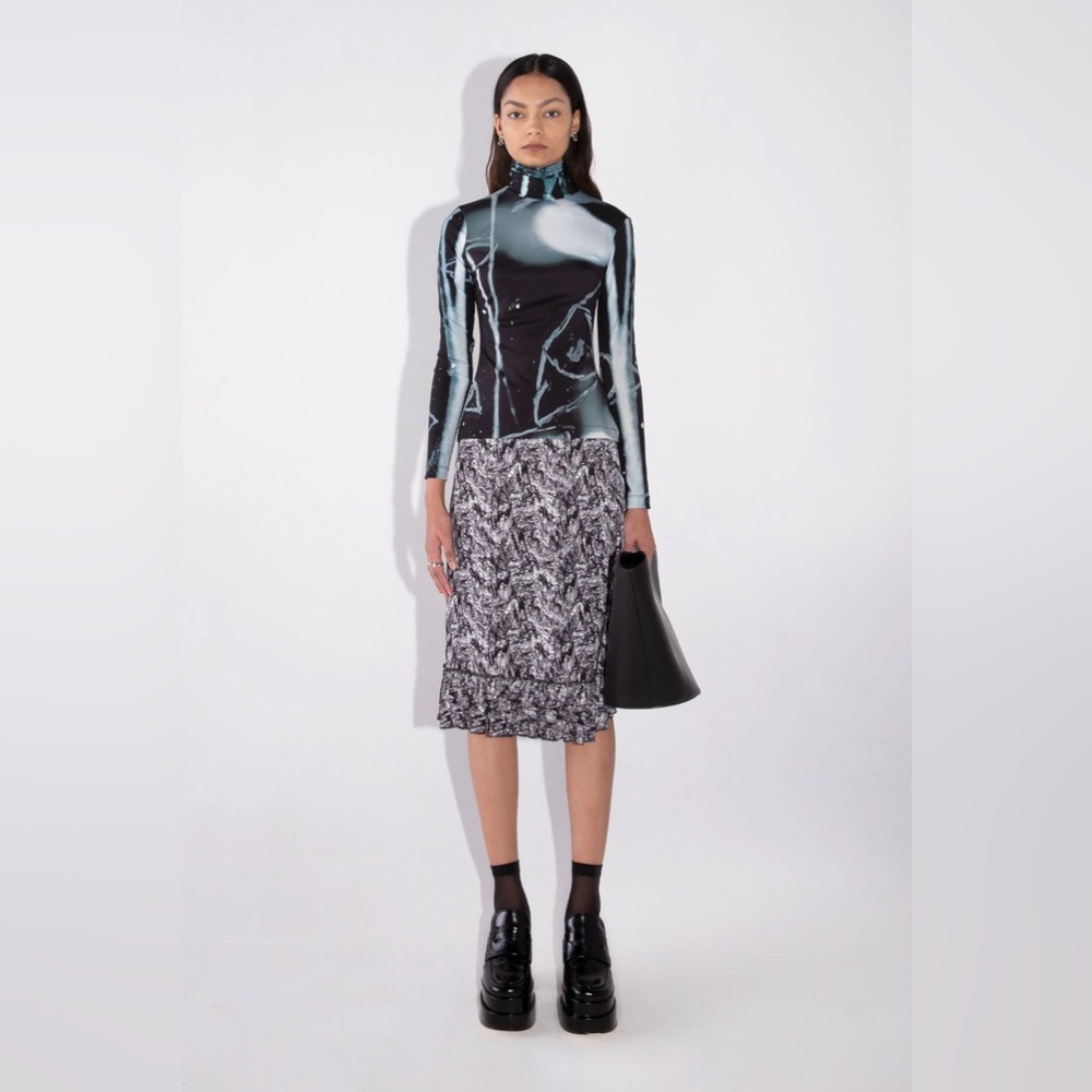 Ahiri Graphic Turtleneck